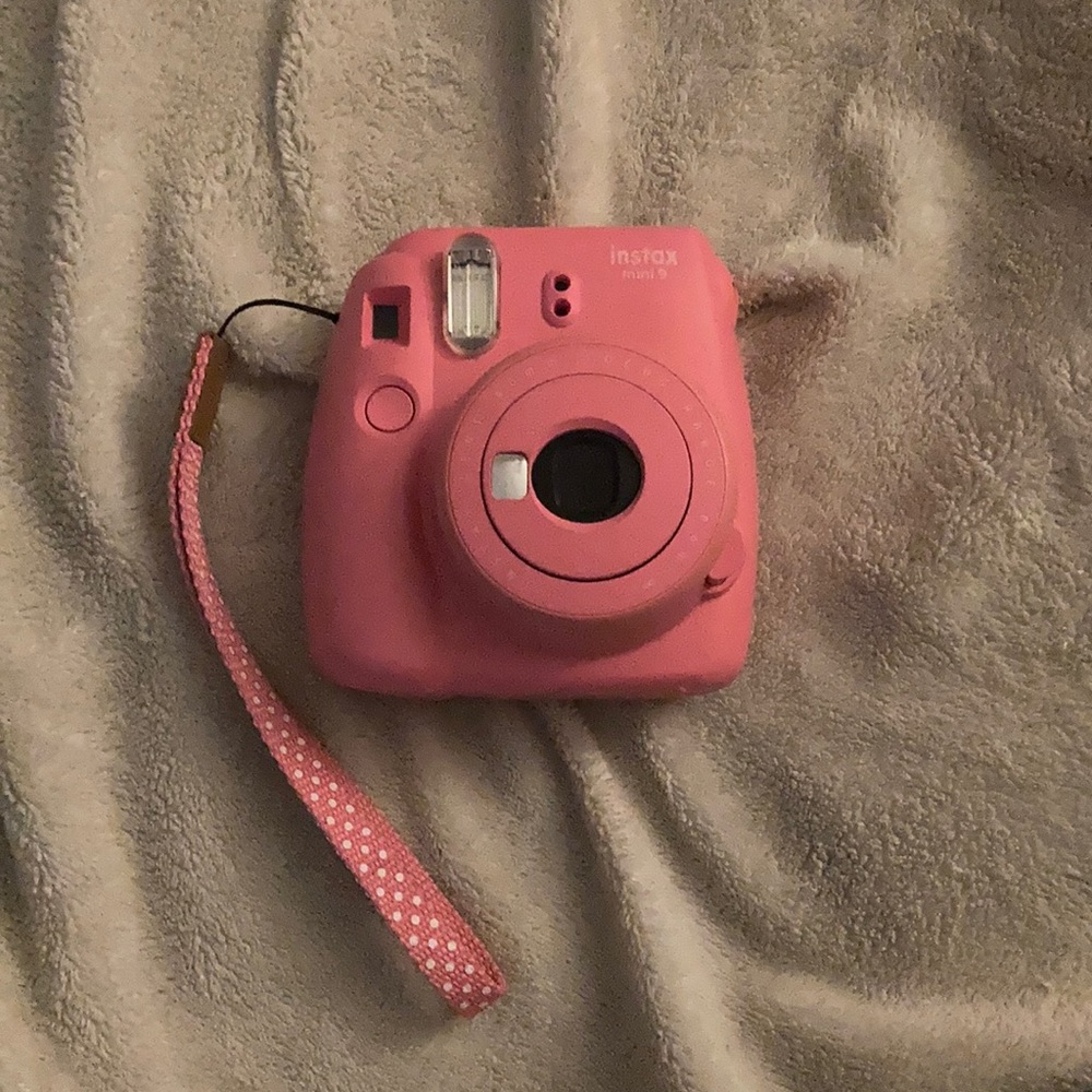INSTAX MINI 9 POLAROID PINK